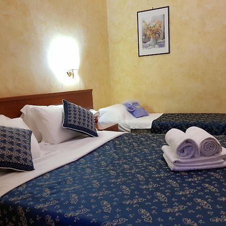 Rainbow Guest House Рим Экстерьер фото