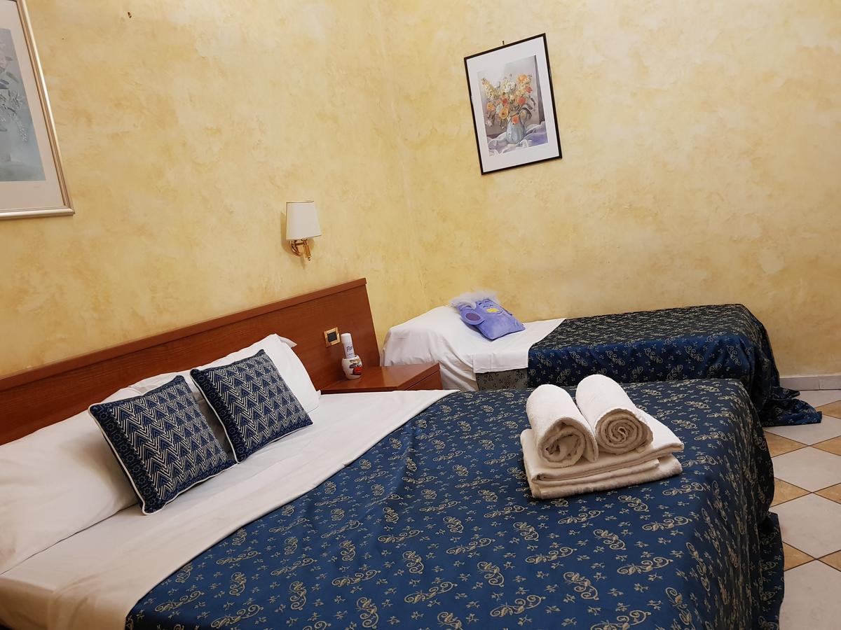 Rainbow Guest House Рим Экстерьер фото