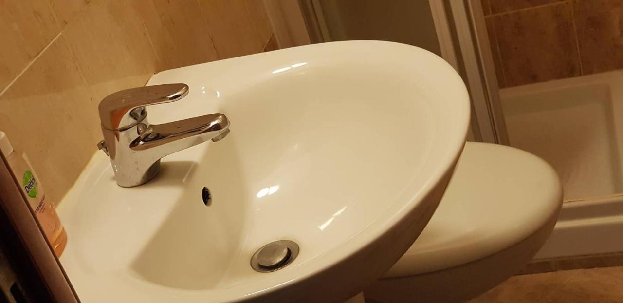 Rainbow Guest House Рим Экстерьер фото