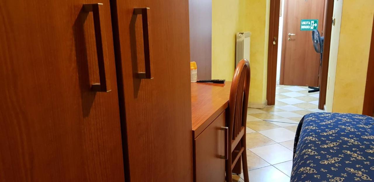 Rainbow Guest House Рим Экстерьер фото